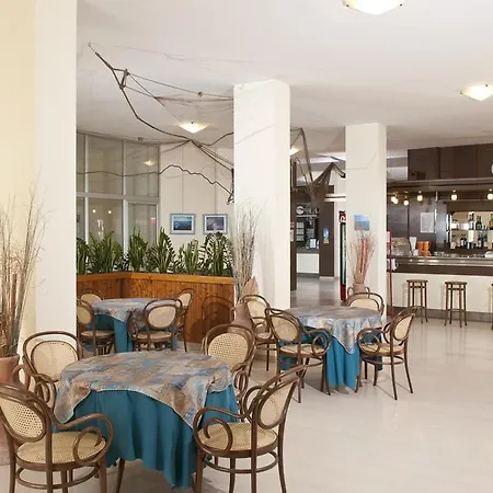 Casa Per Ferie San Bassiano Hotel